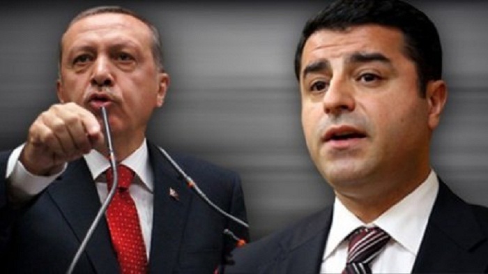 Ərdoğan Dəmirdaşı məhkəməyə verdi